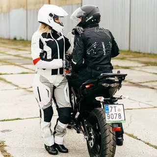 Preklopna moto čelada W-TEC Vexamo V270 - bela