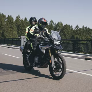 Moto čelada W-TEC Vexamo PI Graphic - White Graphic