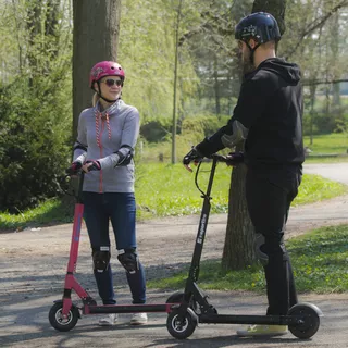 Električni skiro inSPORTline Skootie - črna