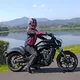 Preklopna moto čelada W-TEC Pezzon Magenta - roza-črna